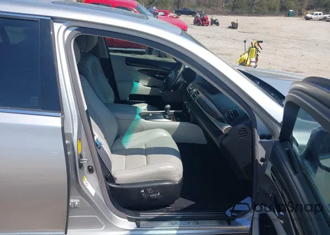 2013 Lexus Ls 460 L z USA, uszkodzony, nr VIN JTHGL5EF7D5048392